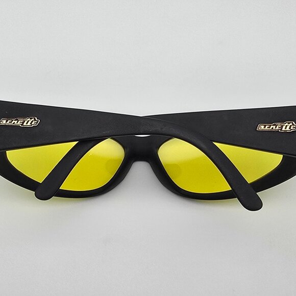 *SOLD* Arnette Catfish Gen 1 Signature Matte Black Frame Yellow Lens Sunglasses - Picture 10 of 13